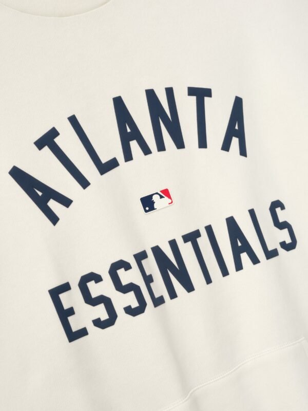 192AT252117F_BRAVES_SPORTS_FIT-CREWNECK-CREAM_WHITE_3.jpg Braves Sport Crewneck