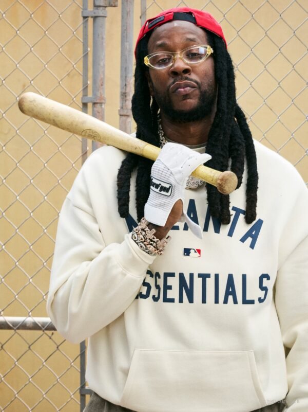 4_c00c6020-d775-4e7b-9a75-f5a10d94c378-1.jpg Braves Sport Crewneck