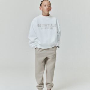 ED1SP25_LOOK_06_0932_a30e3fff-9621-45d9-880a-f855c2a759a5.jpg Kids Classic Fleece Sweatpant