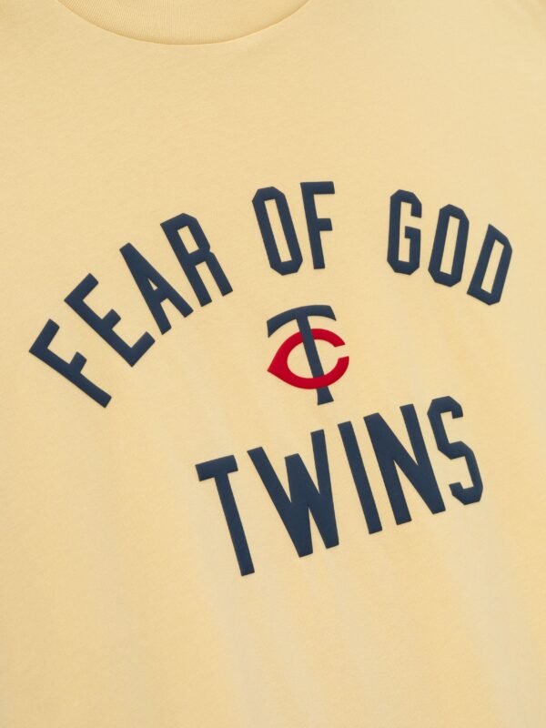 GYY3msqo.jpg Twins 90s Tee
