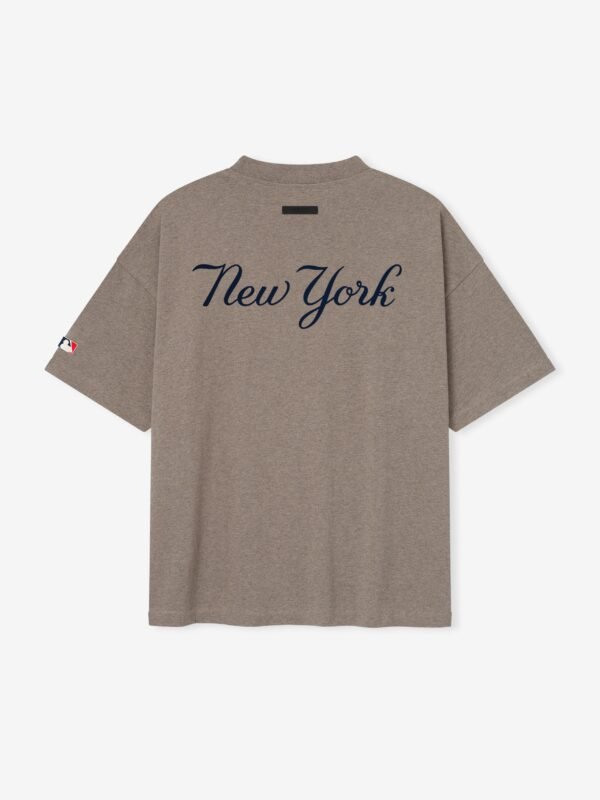 Yankees 90s Tee